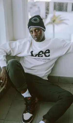 Famous Dex wearing H&M pants