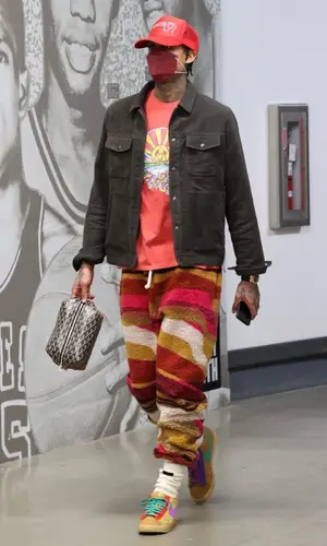Jordan Clarkson wearing Camp High t-shirt