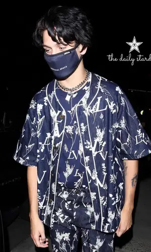 Lil Huddy wearing Just Hype other