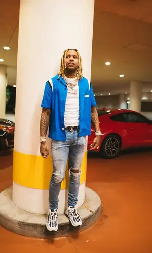 Lil Durk wearing Louis Vuitton belt