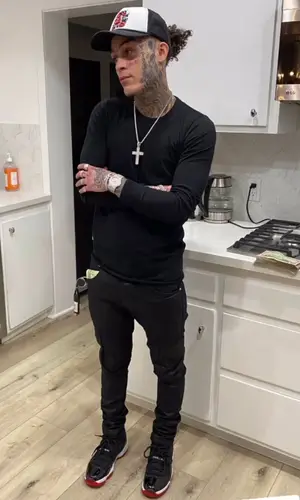 Lil Skies wearing LaRopa cap