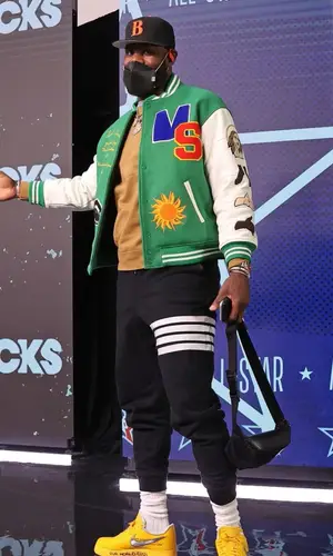 LeBron James wearing Henry Mask other