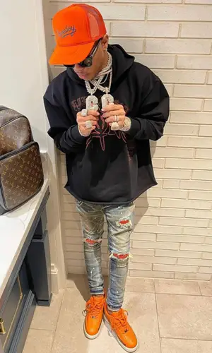 Lil Migo wearing Gucci sock