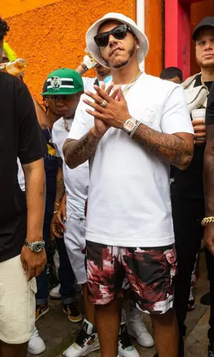 CJ wearing Dolce & Gabbana t-shirt