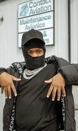 42 Dugg wearing Amiri hat