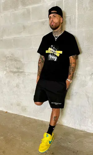 Nicky Jam wearing Nike other