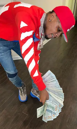 Toosii wearing Yeezy boots