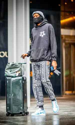 Kevin Durant wearing Goyard bag
