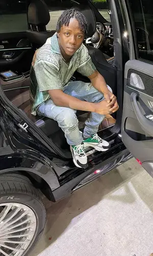 Jackboy wearing Dolce & Gabbana sock