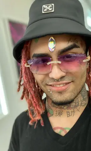 Lil Pump wearing Off-White hat