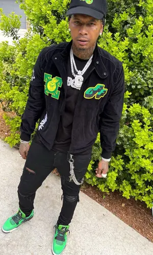 Moneybagg Yo wearing Off-White jacket