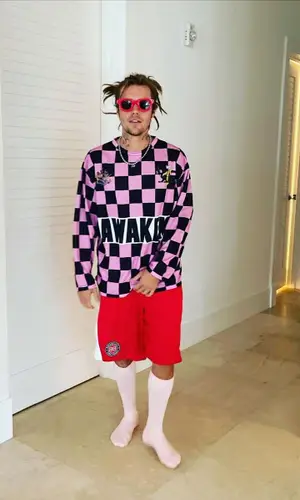 Justin Bieber wearing Akila eyewear