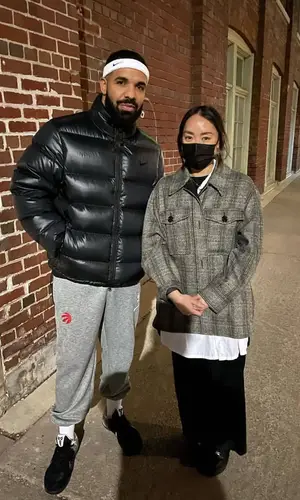 Drake wearing Nike hat