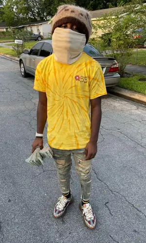 LPB Poody wearing Gucci hat