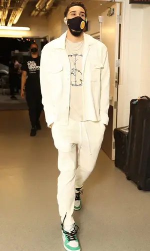 Jayson Tatum wearing Valas Los Angeles other
