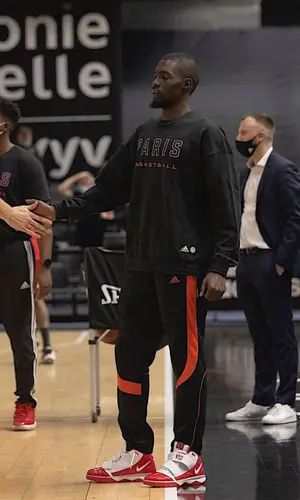 Sheck Wes wearing Nike sneakers