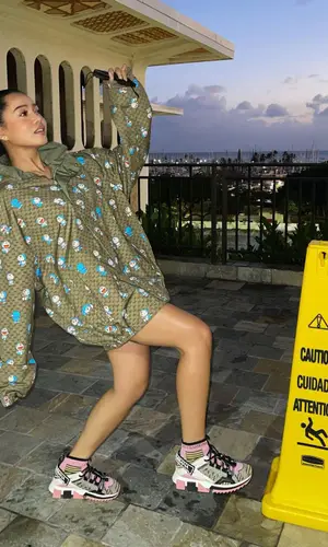 Bella Poarch wearing No Name other