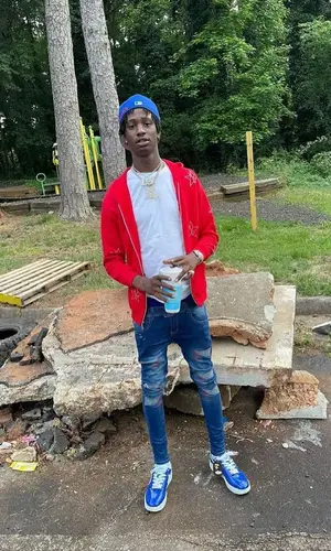 Yung Mal wearing Reyell Uni hoody