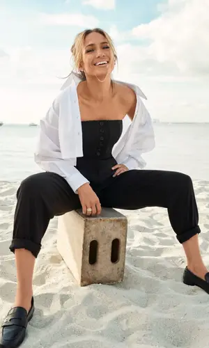 Jennifer Lopez wearing Dolce & Gabbana other