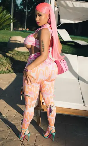 Nicki Minaj wearing Chanel bag