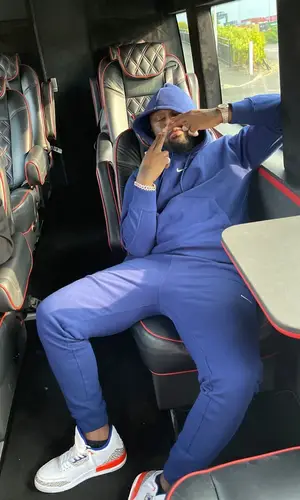 Headie One wearing Jordan sneakers