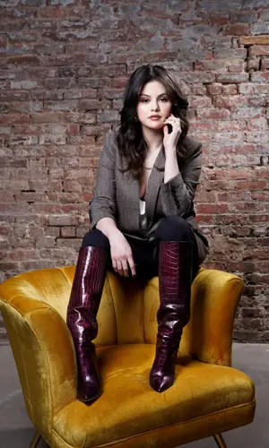 Selena Gomez wearing Nili Lotan jacket