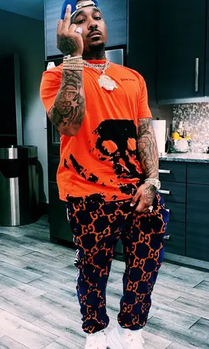 Doe Boy wearing Gucci sock