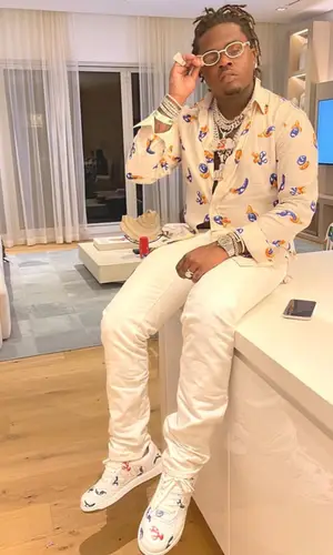Gunna wearing Dior shirt