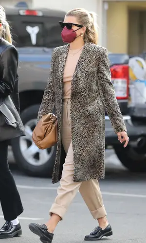 Sofia Richie wearing Maskc other