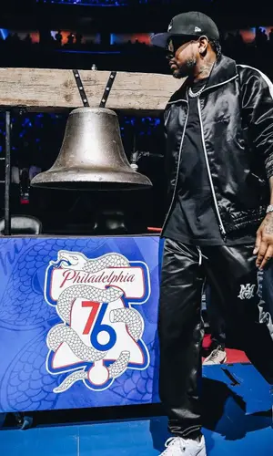Allen Iverson wearing Amiri pants