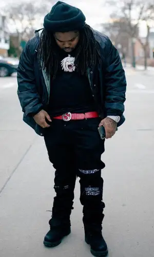 Tee Grizzley wearing Gucci belt