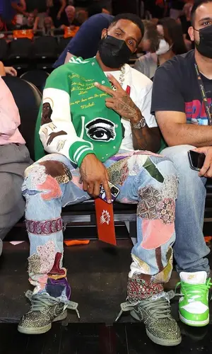 Odell Beckham Jr wearing No Name t-shirt