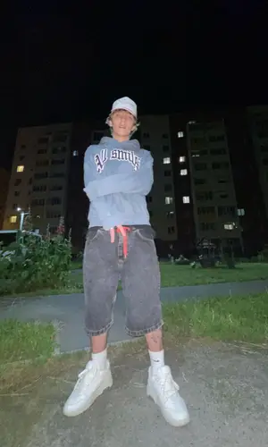 Lil Morty’s Outfit in Off-White Sneakers, Shyne Cap & Nike Socks (2021)