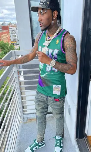 Ron Suno wearing Chrome Hearts hat