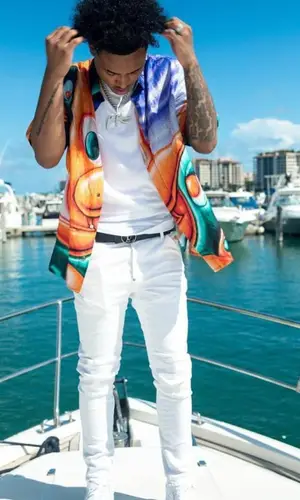 Luh Kel wearing Louis Vuitton belt