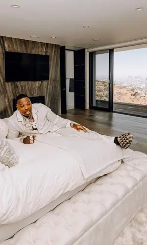 BandMan Kevo wearing Dior pants