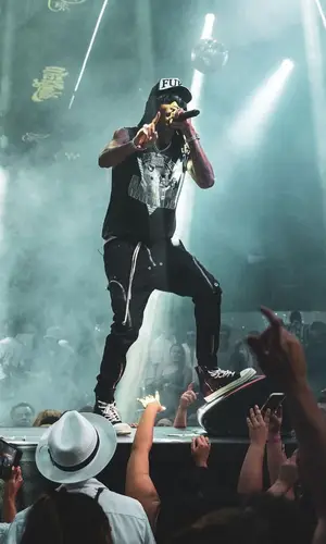 Wiz Khalifa wearing Fresh I Am hat