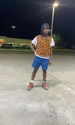 Ian Connor’s Outfit in Comme Des Garcons Jacket, Adidas Sneakers & Gucci Eyewear (2021)