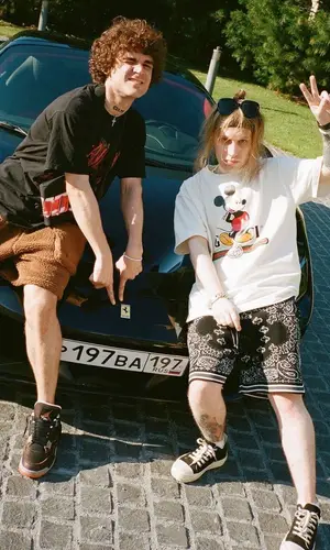 PLOHOYPAREN wearing Rick Owens sneakers