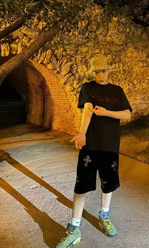 Uglystephan wearing Jordan sneakers