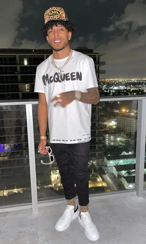 King Cid wearing Gucci sock
