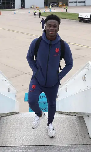 Bukayo Saka wearing Nike jacket