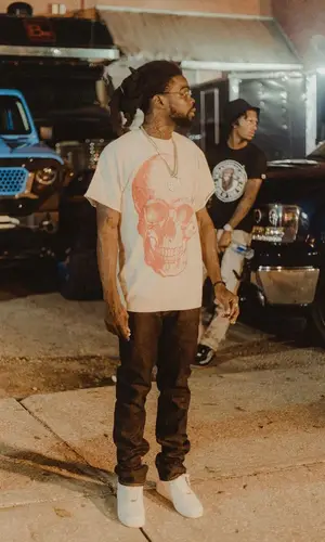 Seddy Hendrinx wearing MadMax t-shirt