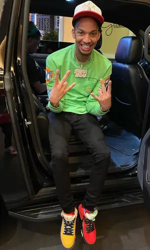 Stunna 4 Vegas wearing Chrome Hearts sock