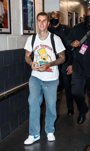 Justin Bieber wearing WyCo Vintage t-shirt