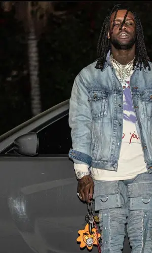 Chief Keef wearing Glo Gang other