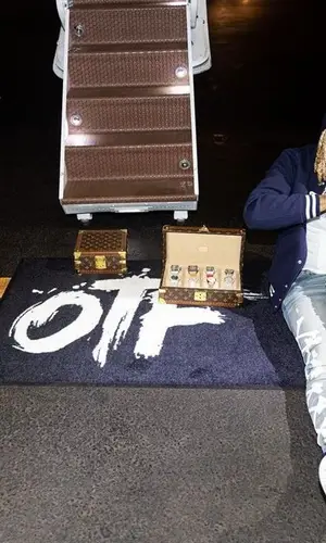 Lil Durk wearing Celine hat