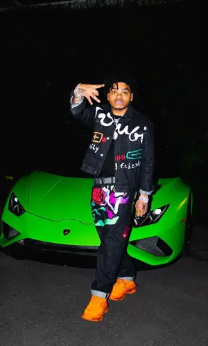 No Cap wearing Louis Vuitton belt