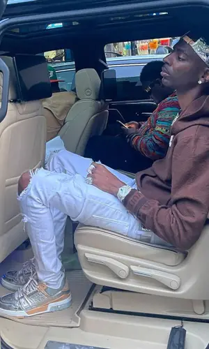 Young Dolph’s Outfit in Louis Vuitton Hoodie (2021)