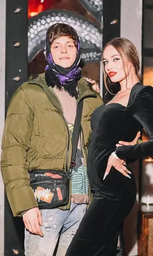 OG Buda’s Outfit in Stone Island Jacket, Empty Reference Sweatshirt & Represent Jeans (2021)